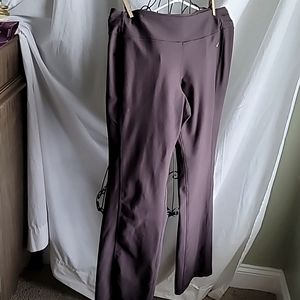 Nike Fit Dry yoga pants in brown. Size L